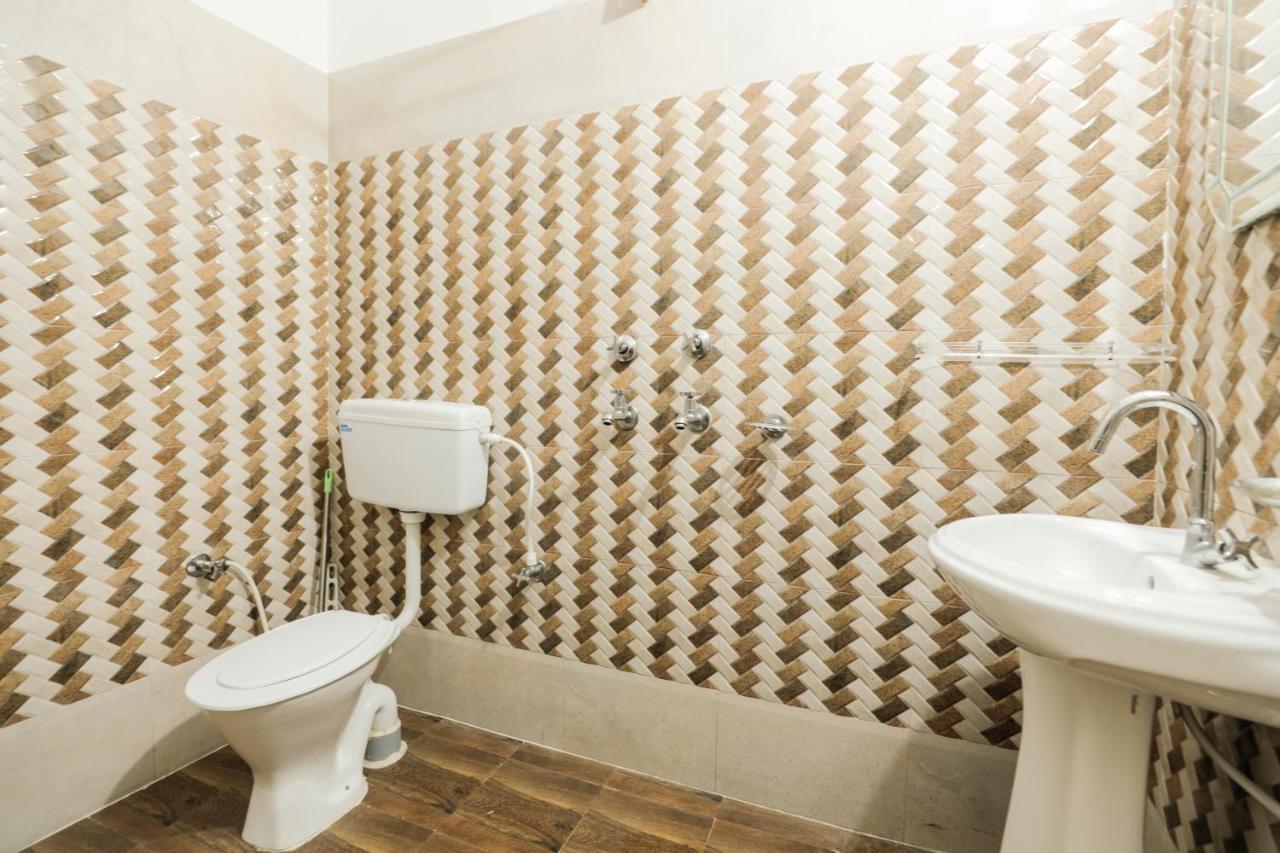 רישיקש Hotel Grand Galaxy מראה חיצוני תמונה