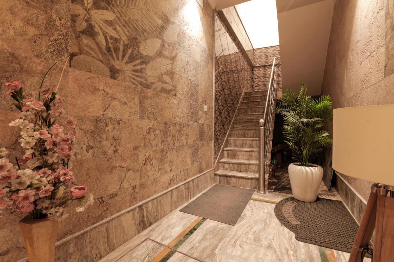 רישיקש Hotel Grand Galaxy מראה חיצוני תמונה
